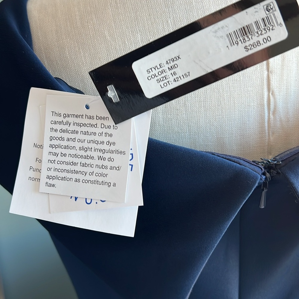 New XSCAPE Ruffle Off the Shoulder Scuba Gown in Midnight Size 16 - Picture 12 of 14